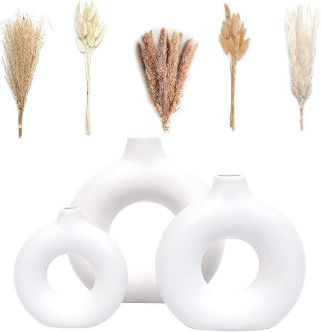 562751361